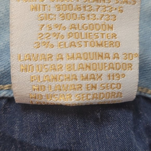 Columbian Push Up Jeans - Picture 3 of 10